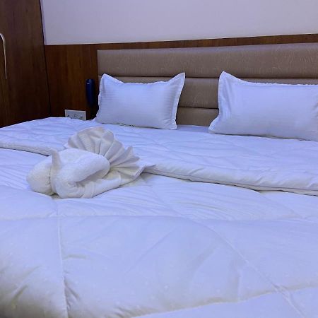 Hotel Tulsi Villa 데라둔 외부 사진