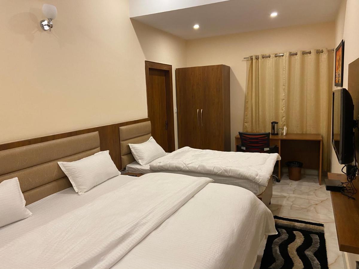 Hotel Tulsi Villa 데라둔 외부 사진