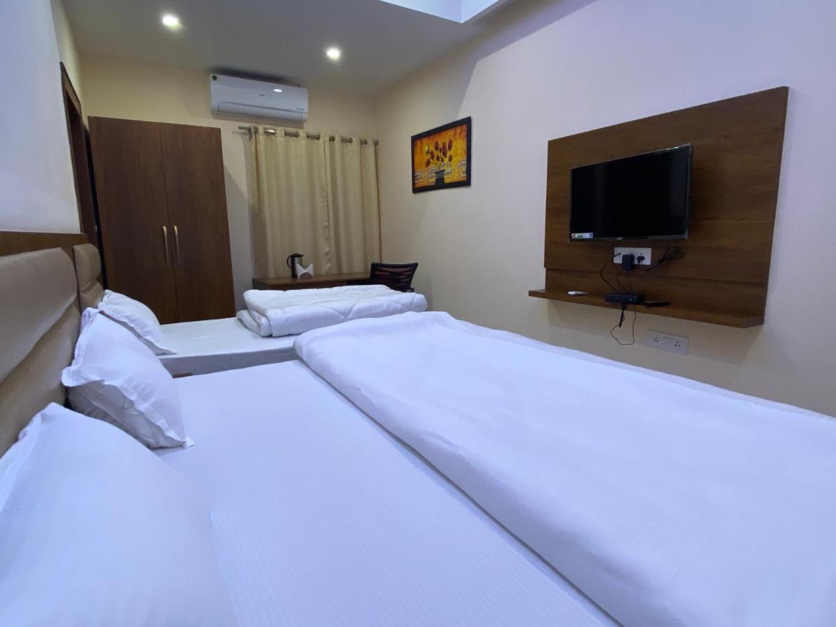Hotel Tulsi Villa 데라둔 외부 사진